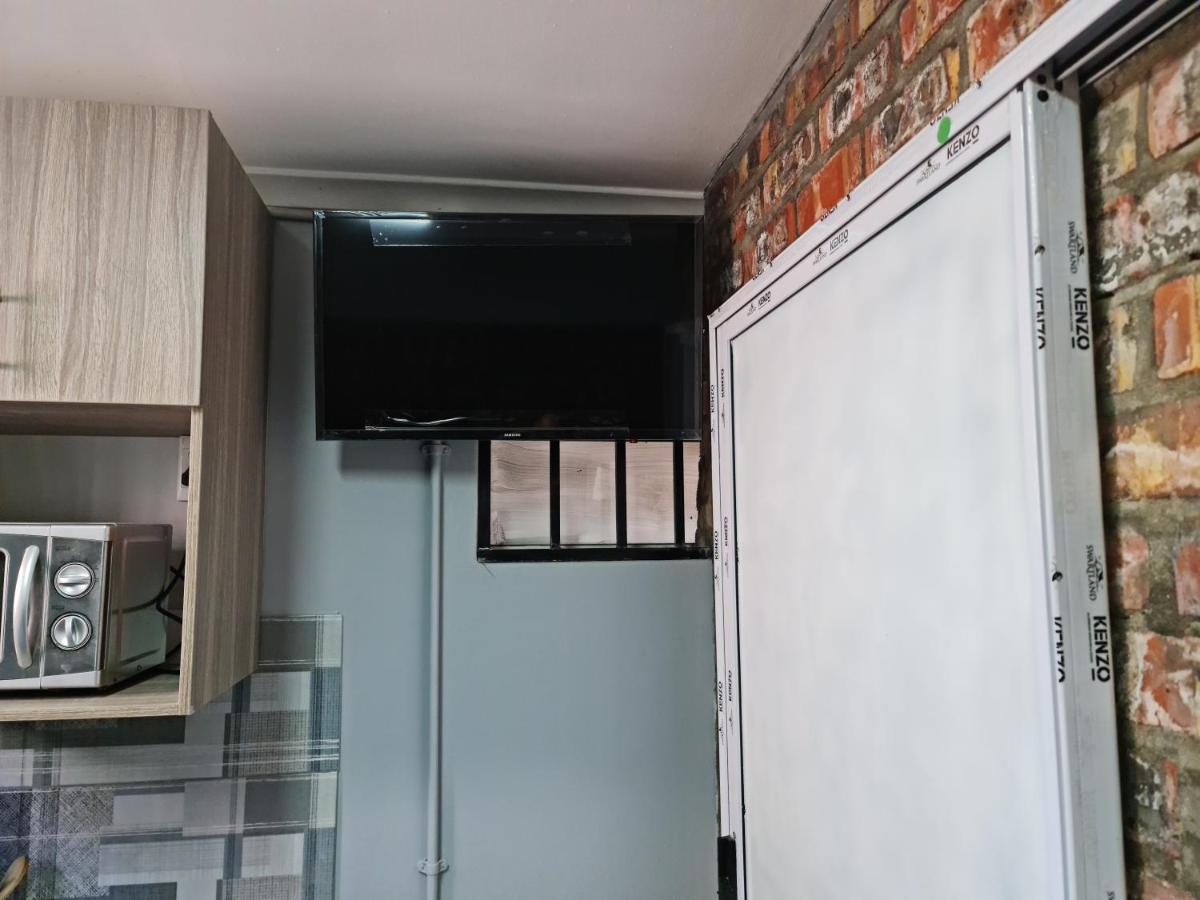 Hasate Guest House 10 Florence Street Oakdale Belliville 7530 Cape Town South African Buitenkant foto