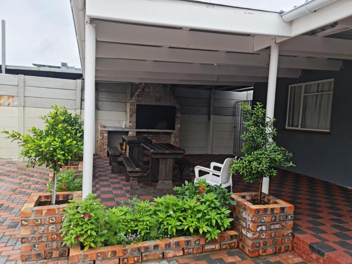 Hasate Guest House 10 Florence Street Oakdale Belliville 7530 Cape Town South African Buitenkant foto