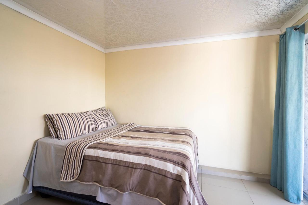 Hasate Guest House 10 Florence Street Oakdale Belliville 7530 Cape Town South African Buitenkant foto